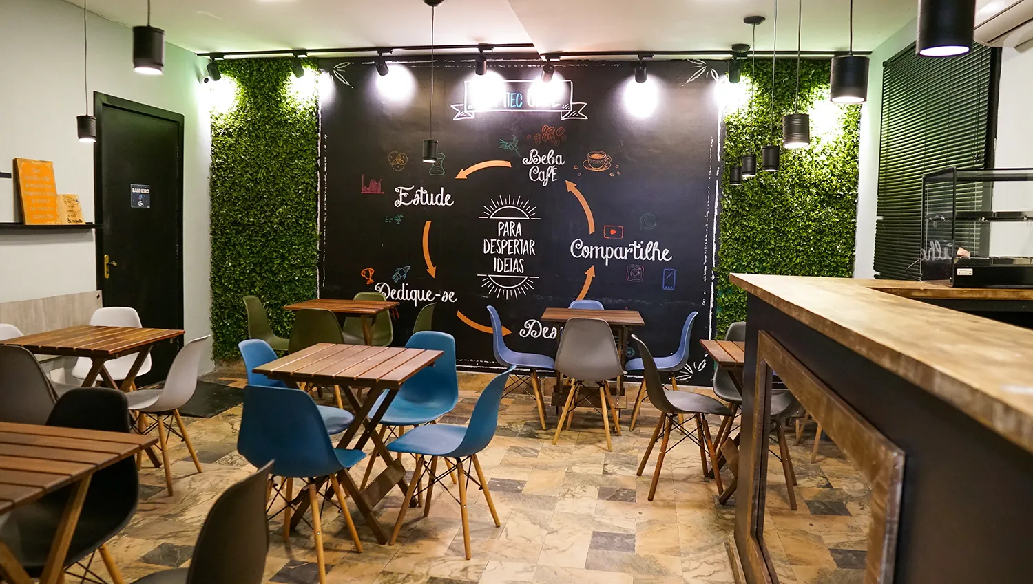 ISEM Café — ambiente do ISEM Escola em Duque de Caxias